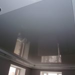 зеркальные натяжные потолки